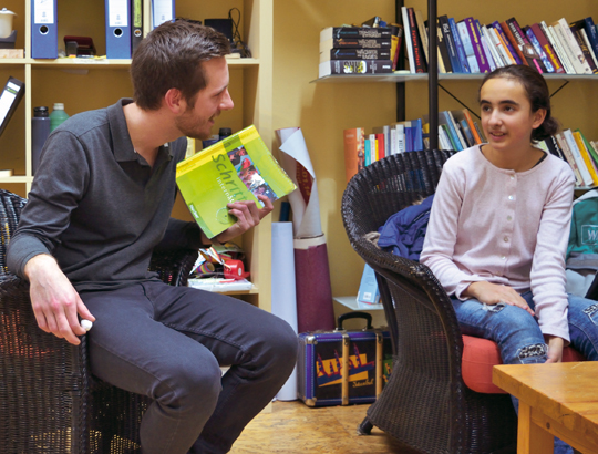 Improvisierter Schulunterricht, Foto: Ulrike Märkel